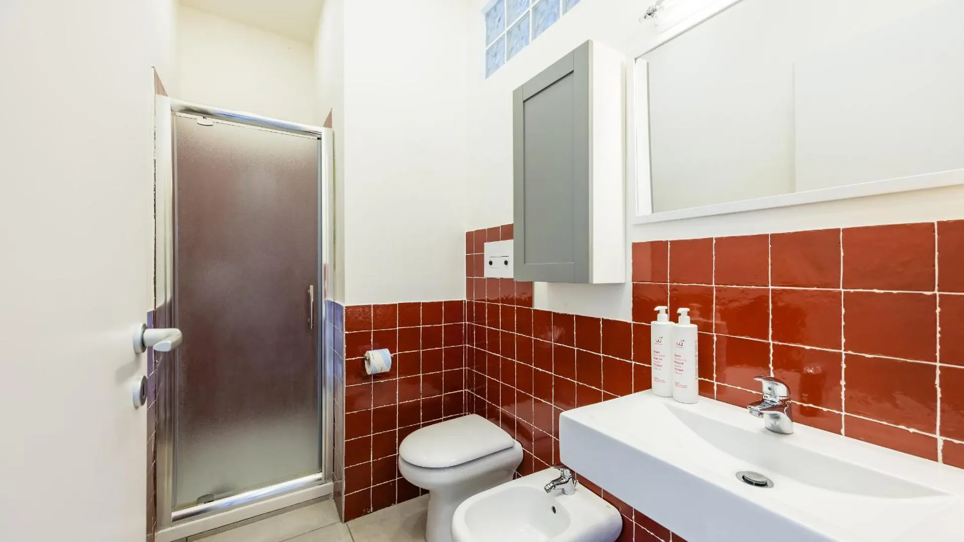 Quartieri Spagnoli Housing By Wonderful Italy Naples