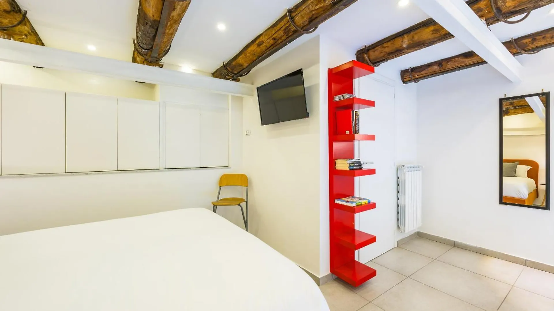 Quartieri Spagnoli Housing By Wonderful Italy ナポリ ゲストハウス