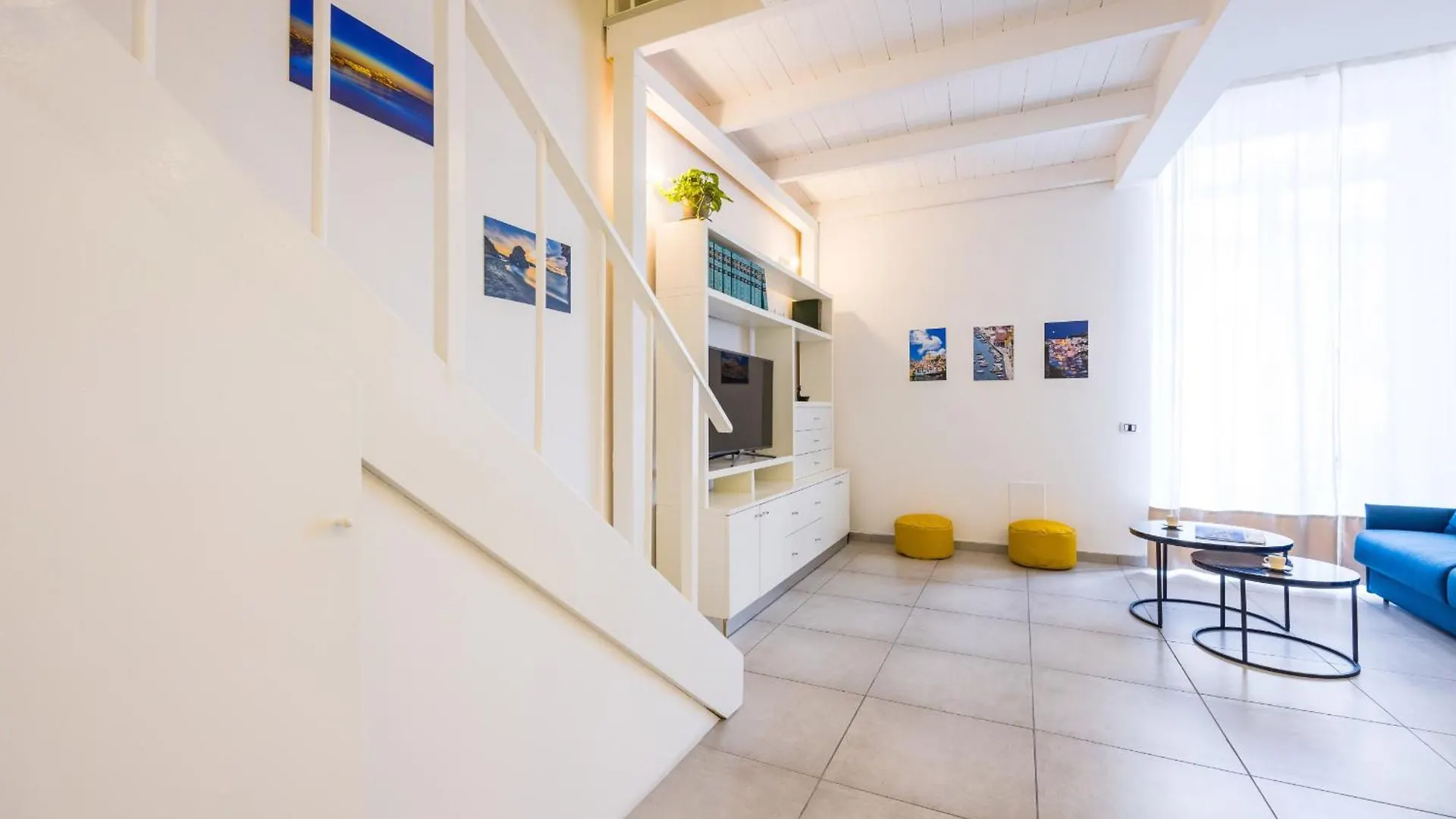Quartieri Spagnoli Housing By Wonderful Italy Neapol Penzion
